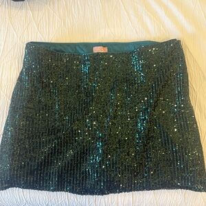 SHOW ME YOUR MUMU green sparkle skort. Size xxl. Fits 12-14